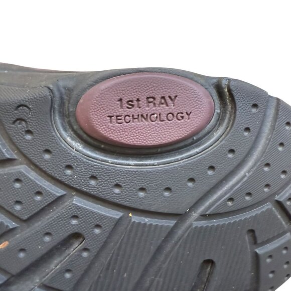 Vionic Arbor Slip-On Orthotic Water Resistant Clog, Purple Grape color, Size 8.5 - Picture 8 of 10